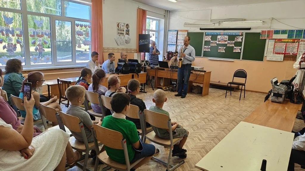 10 июня на базе пришкольного лагеря МКОУ "Красноармейская ООШ" прошло необычное мероприятие — музыка