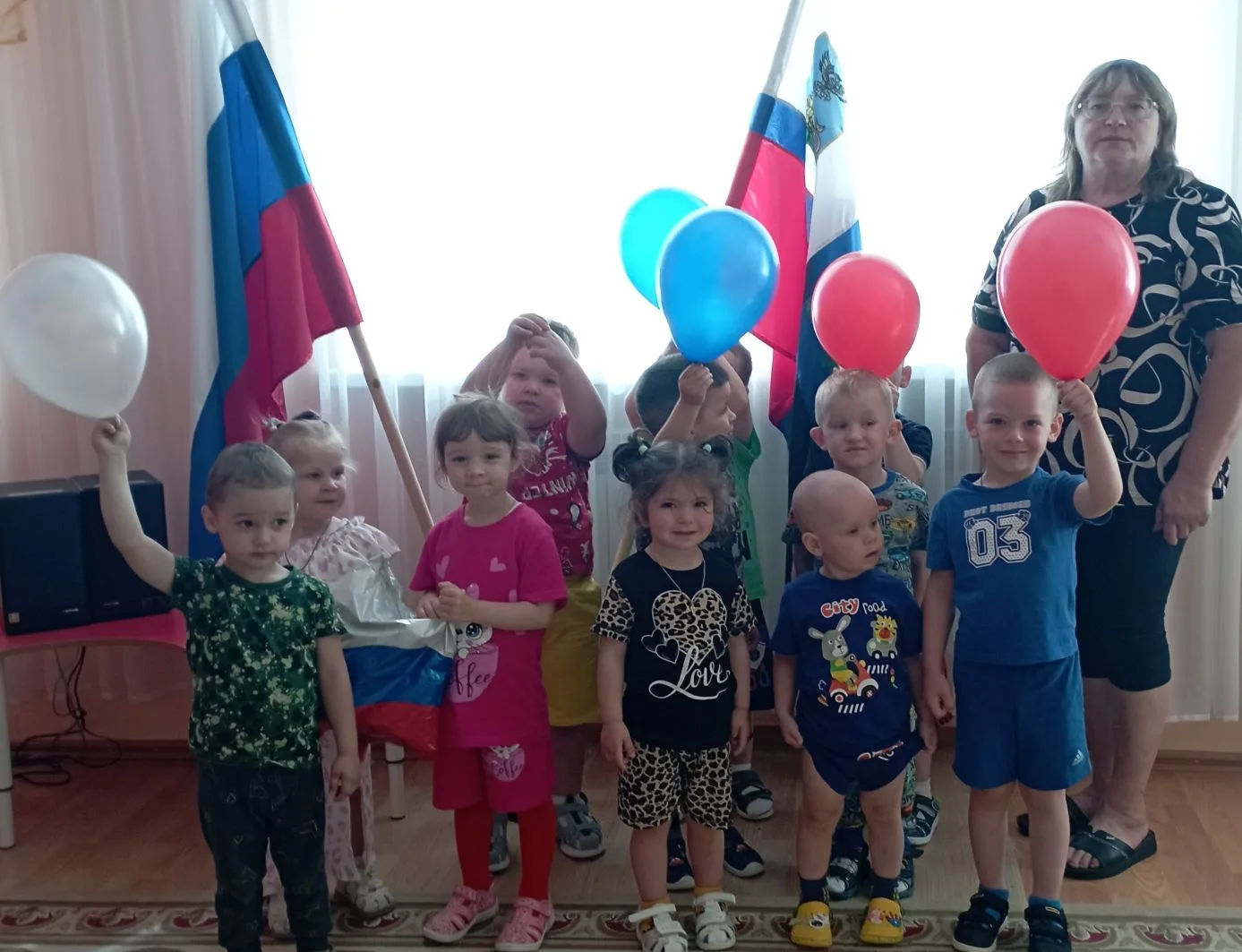🇷🇺🎈12 июня наша страна отмечает замечательный праздник — День России, день свободы, мира и добра.