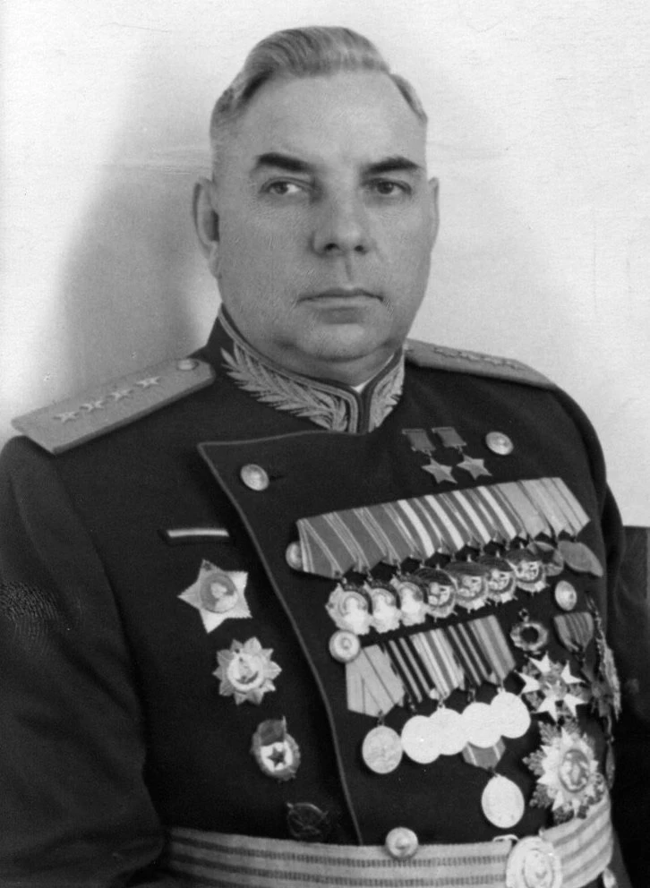 Наши герои⭐️