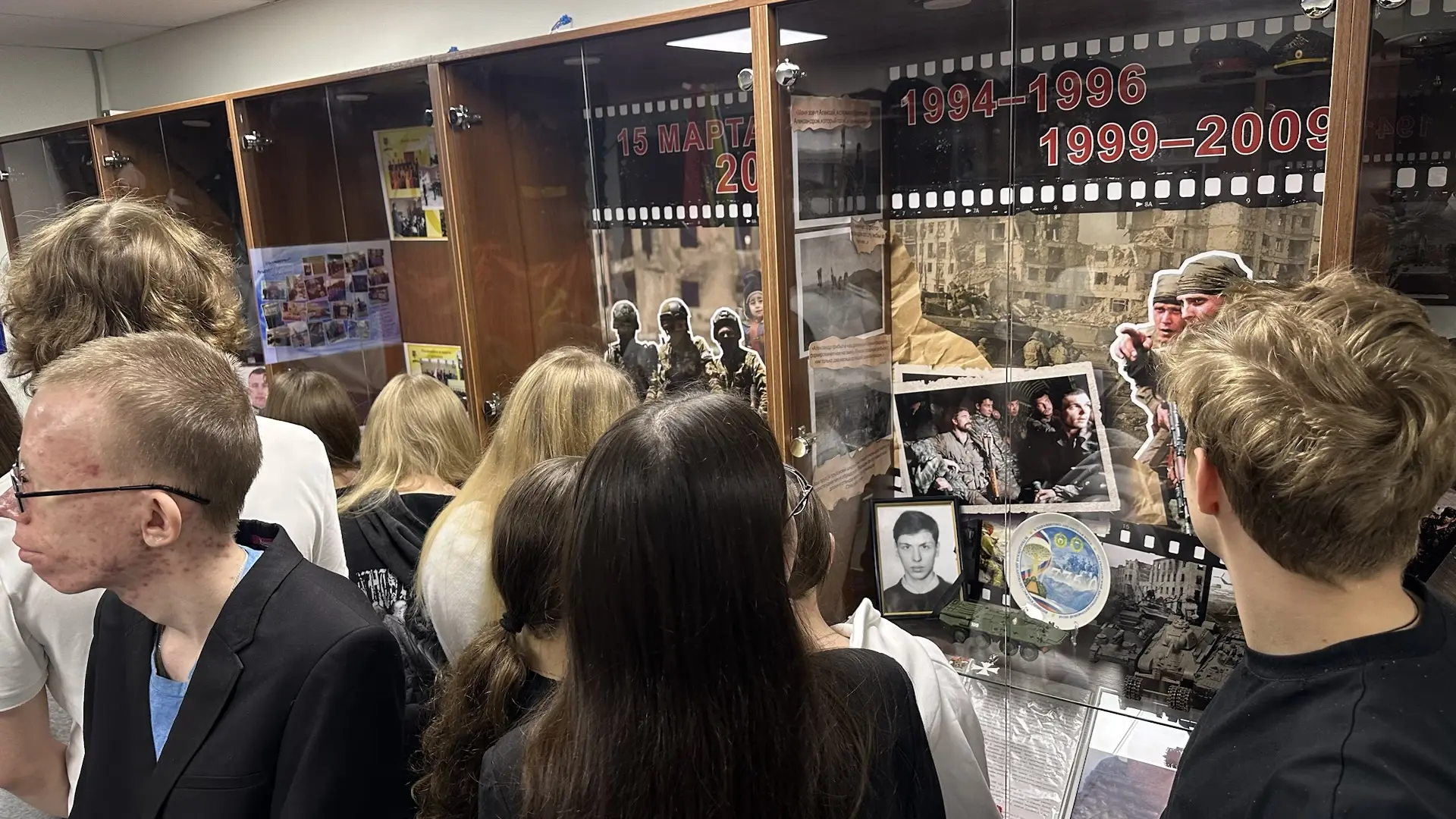 🏛️ День музеев в нашей школе: старшеклассники открыли для себя историю и патриотизм!  В честь Дня му