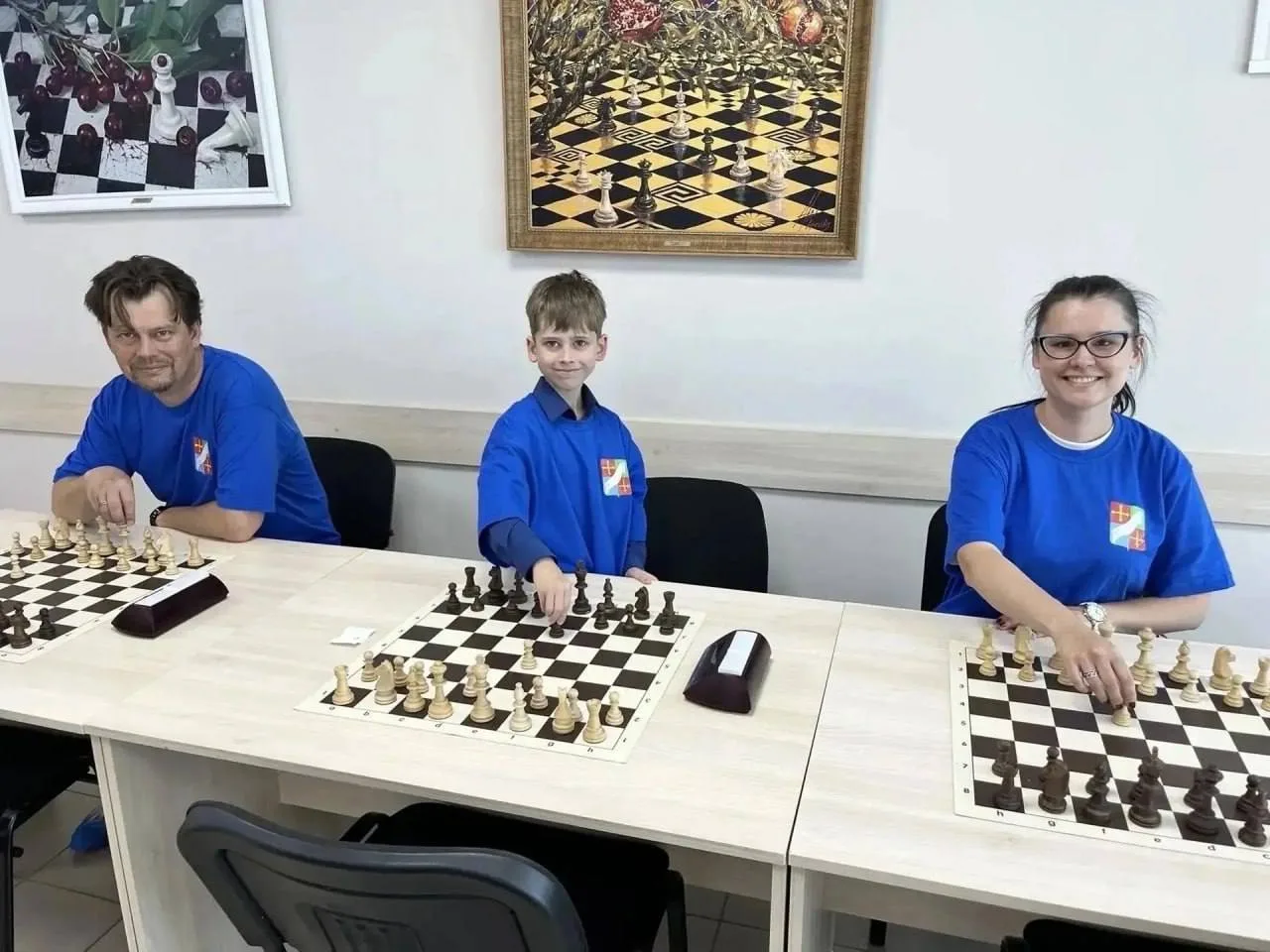 🏆 Шахматисты из деревни Матово стали призёрами первенства ЦФО

Семья из небольшой деревни Матово Дз