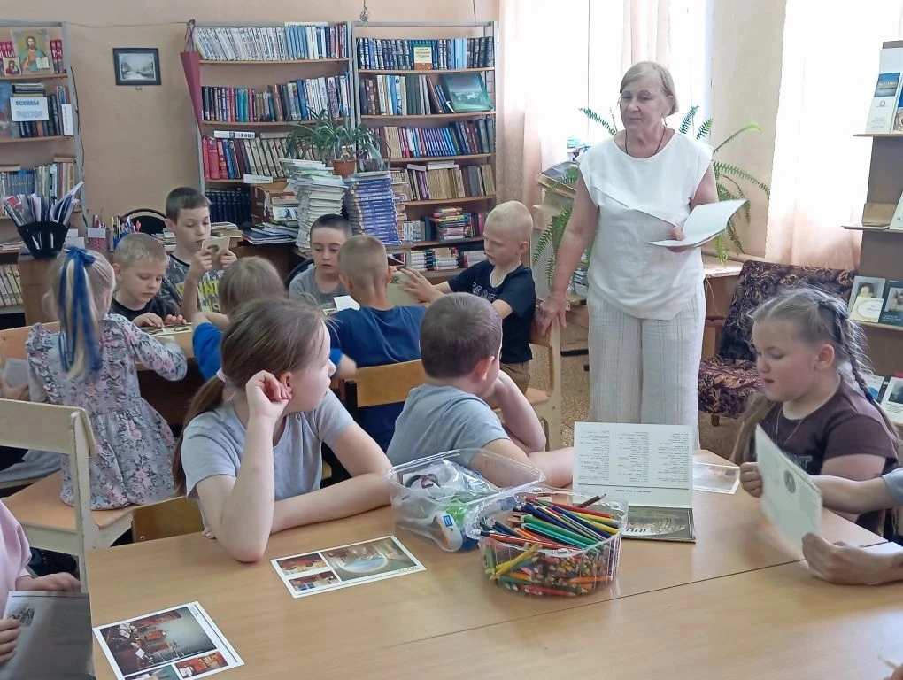 📚 Сегодня воспитанники нашего ЛОУ отправились в увлекательное литературное путешествие! Ребята посе