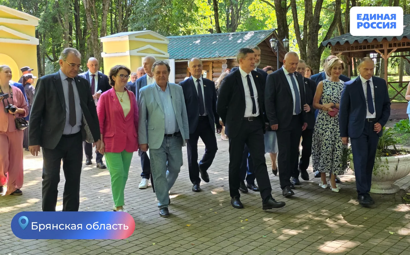 В Овстуге прошел день памяти Фёдора Ивановича Тютчева

В усадьбе в с. Овстуг прошли мероприятия, пос