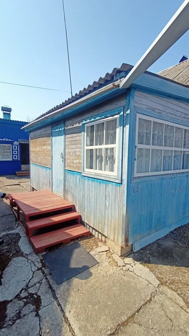 Возле горбольницы продается дом пл. 60.9 кв. м, 1990 года постройки, в хорошем состояни...