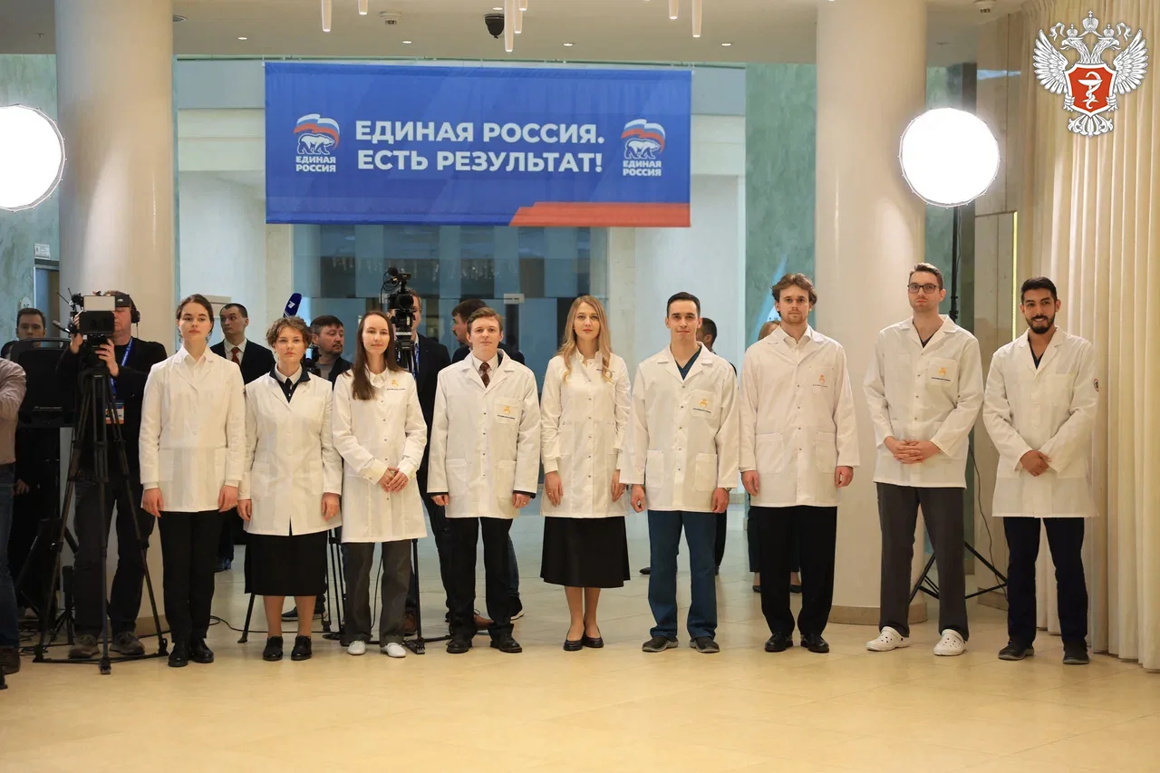 🏥 Дмитрий Медведев ознакомился с работой НМИЦ им. В.А. Алмазова Минздрава России  Заместитель Предсе