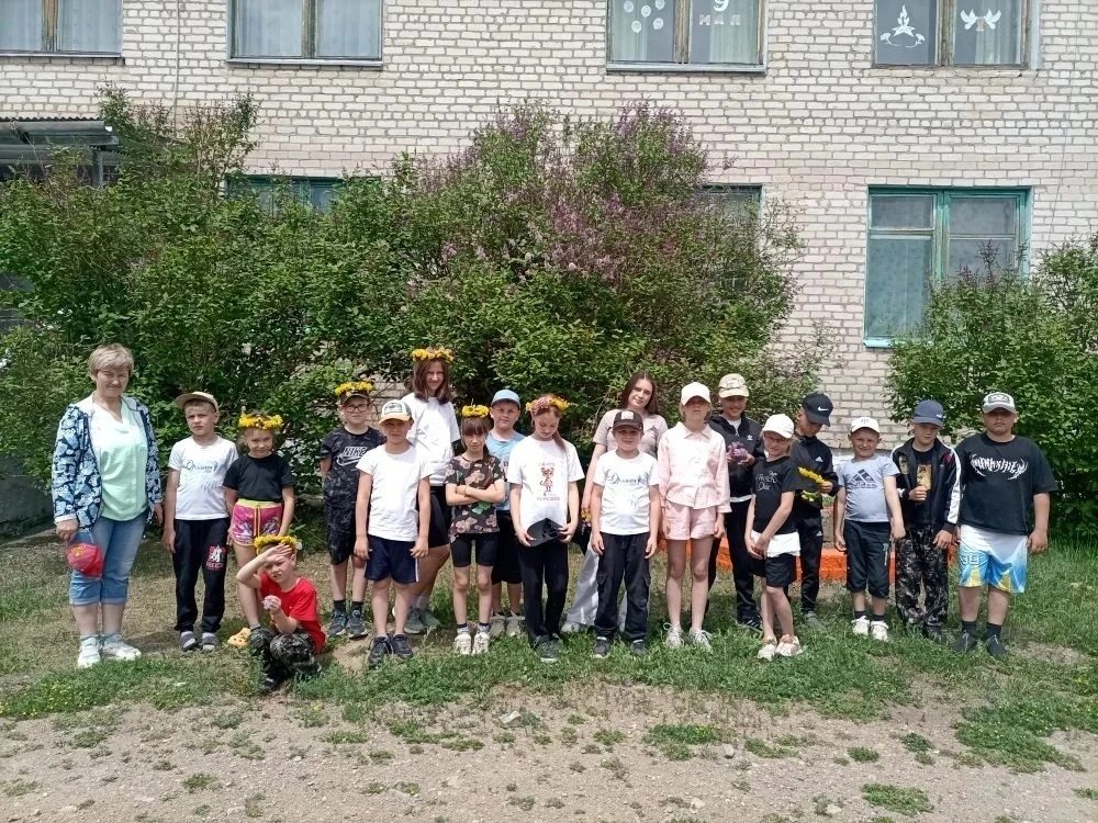 💥 В  нашем пришкольном  лагере "Юнармеец" прошёл ещё один замечальный день -  День единства народов