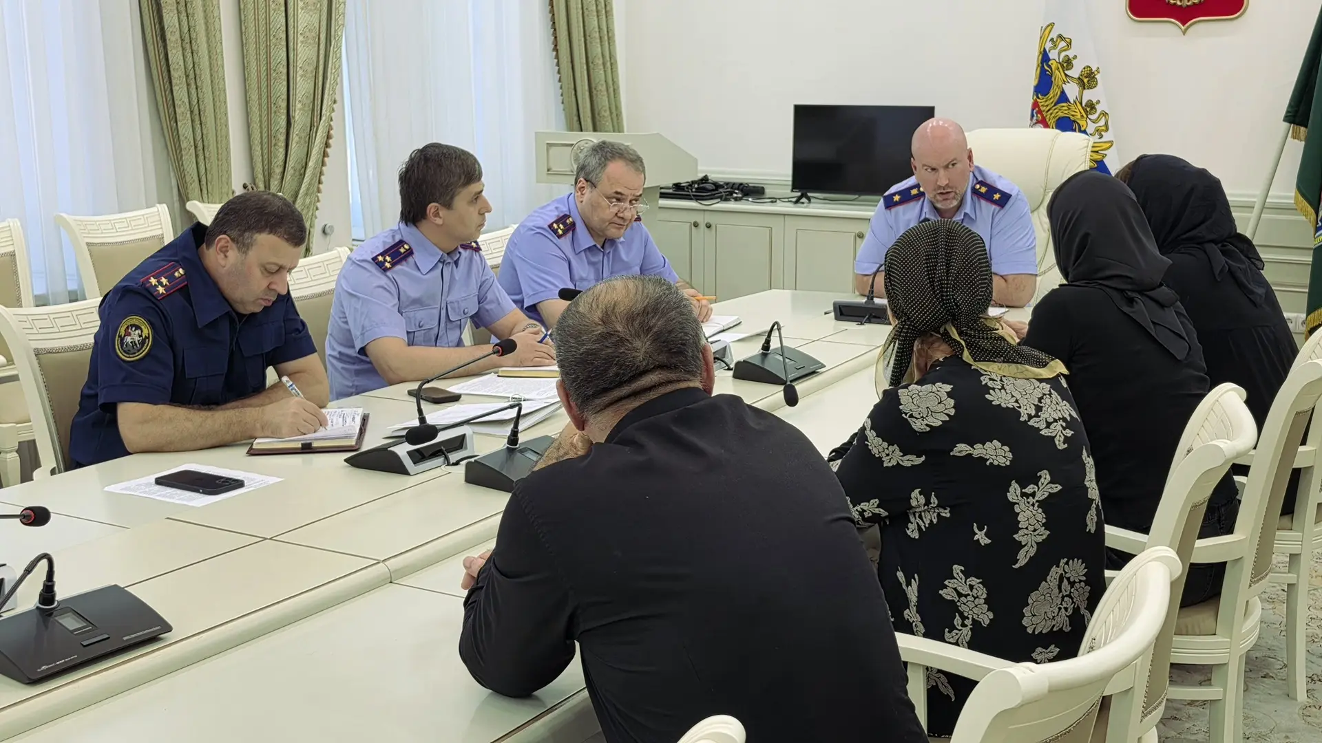 Руководитель следственного управления провел личный прием по вопросу расследования угол...