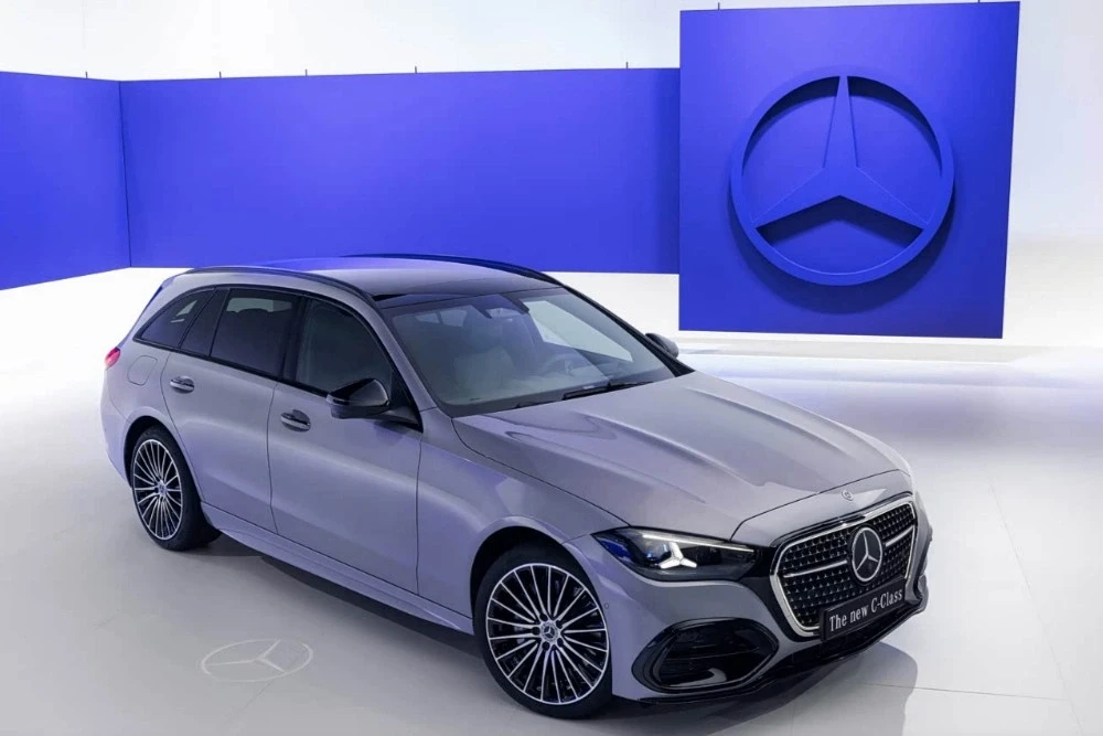 Mercedes-Benz представил обновленный C-Class