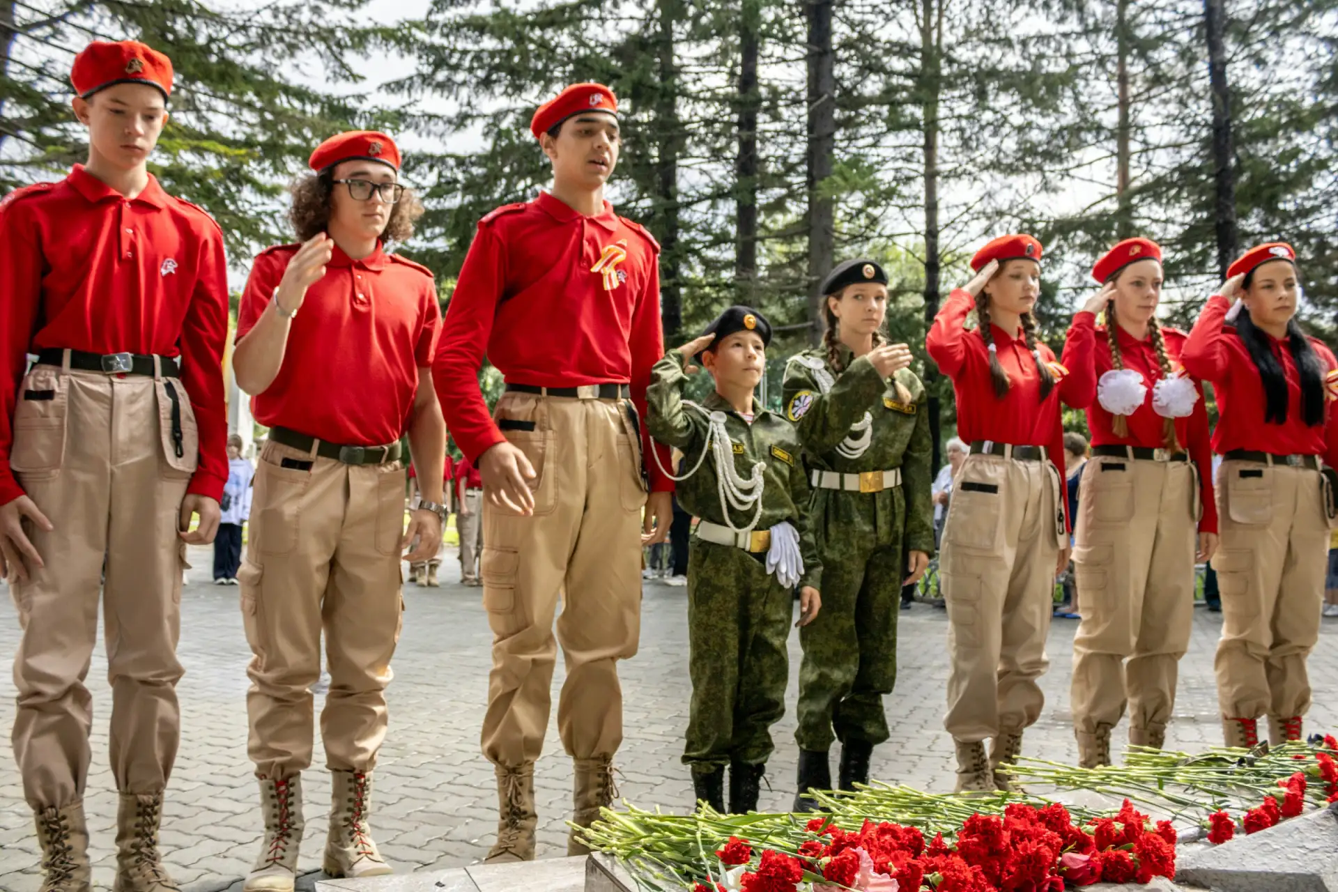 Фоторепортаж с митинга посвященному Дню Победы над милитаристской Японией и окончанию В...