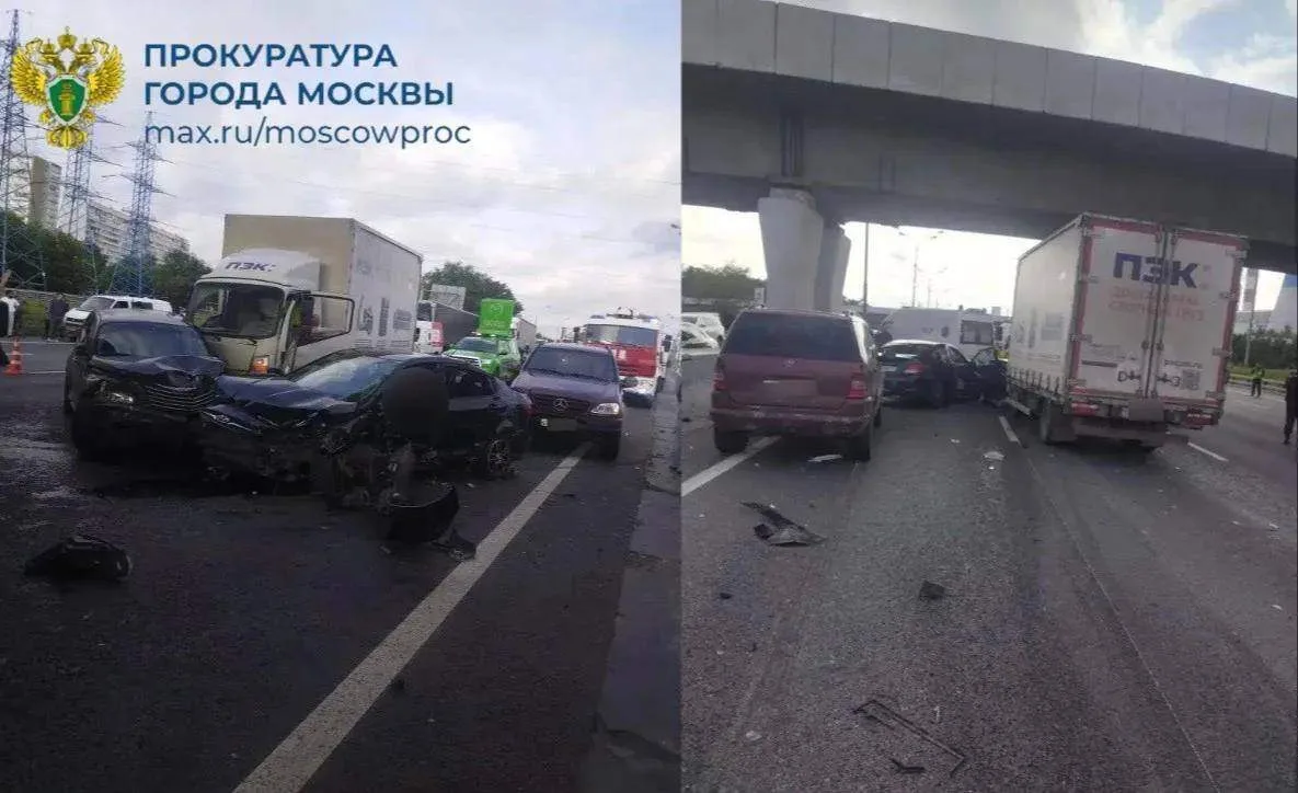 😱Массовое ДТП произошло на внутренней стороне МКАД — столкнулись пять машин, один человек погиб.

П