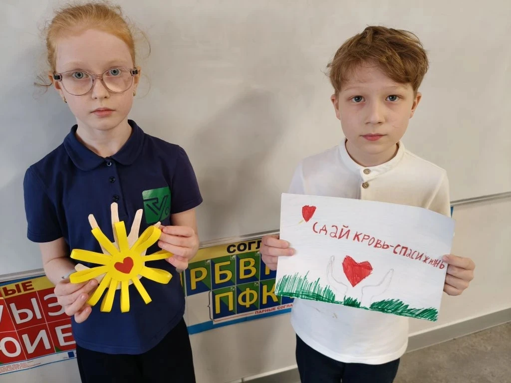 #ВЭтотДень: 📚 В 3 «Б» прошёл важный урок!  Сегодня наши третьеклассники говорили о доброте, здоровье