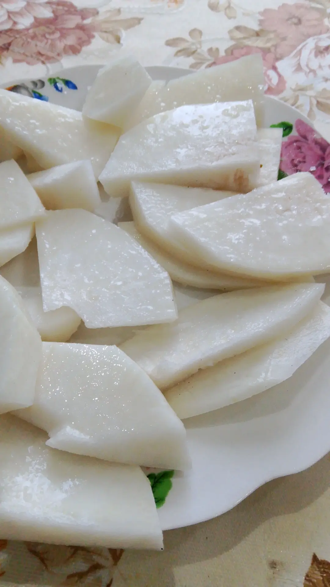 Какие вы знаете пословицы и поговорки про этот натурпродукт с изумительным вкусом?