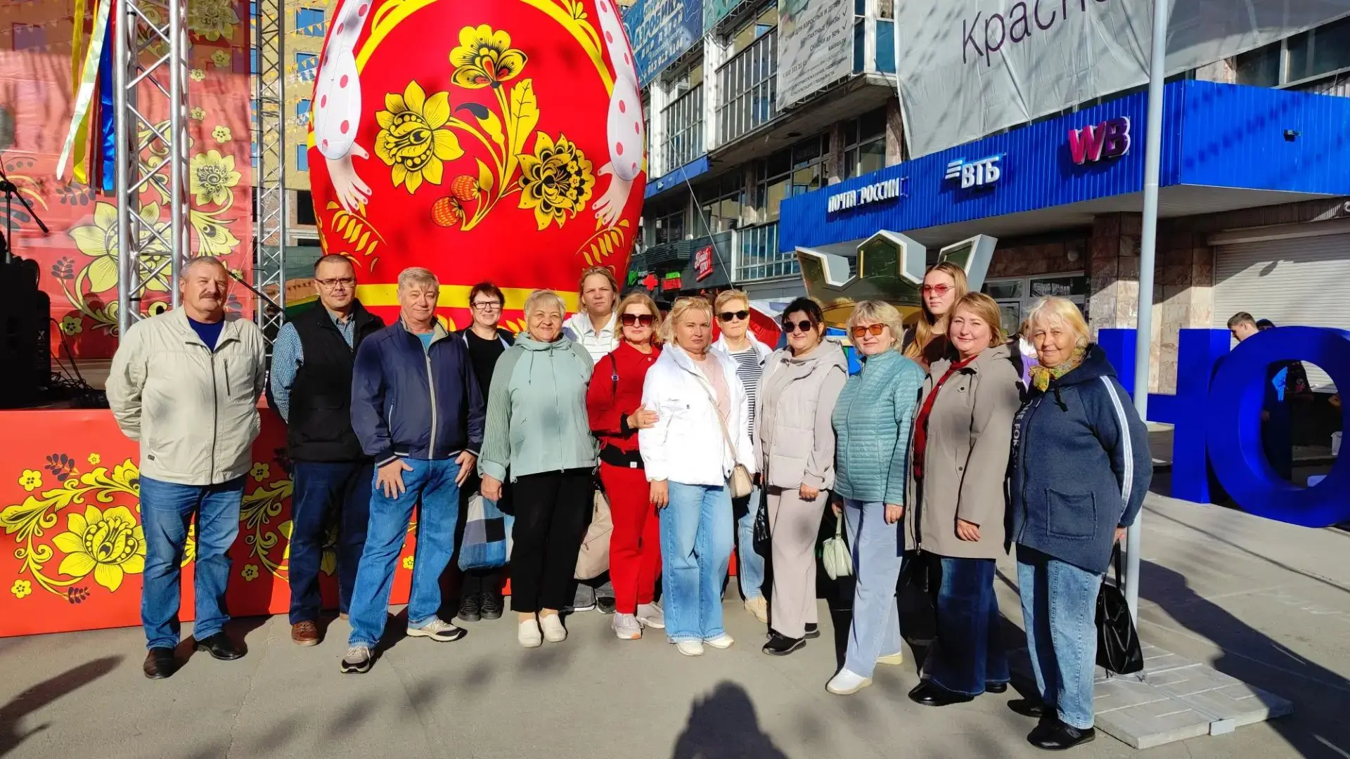 🍁 Сегодня в нашем посёлке прошла традиционная сельскохозяйственная ярмарка «Краснообск...