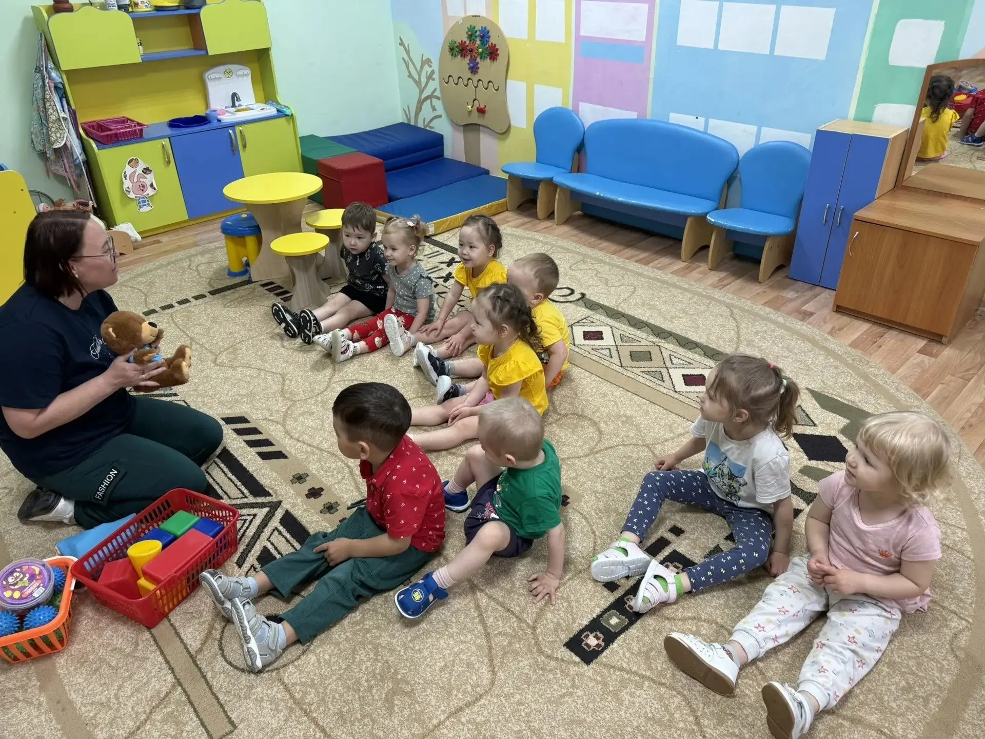 #МБДОУДС27СПРябинка
Когда дождь за окном — не грусти! ☔
Начало июня выдалось дождливым, но в младшей