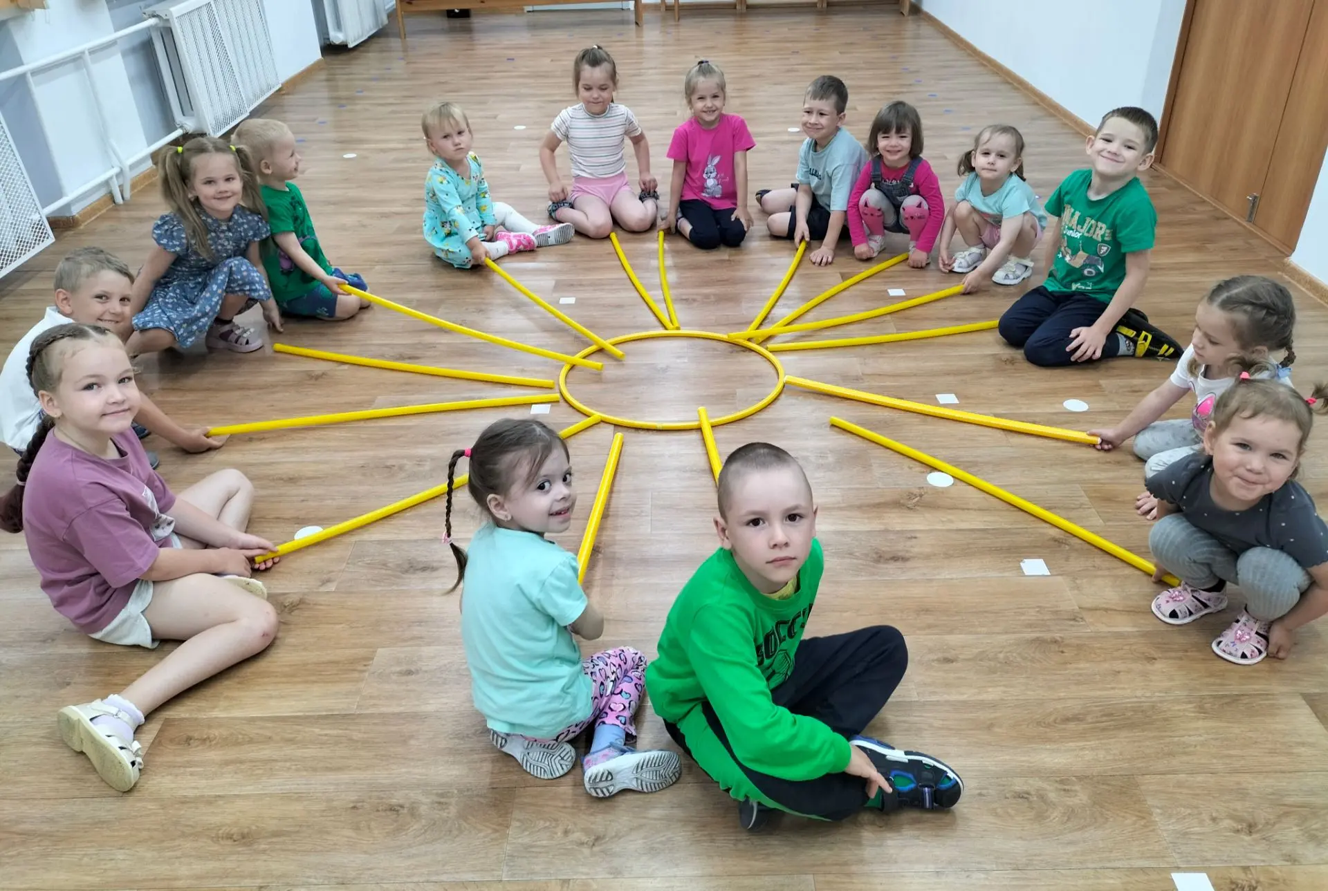 У нас сегодня "День радуги" #ГодДошкольногоОбразования #ГДОКрасноярскийкрай
