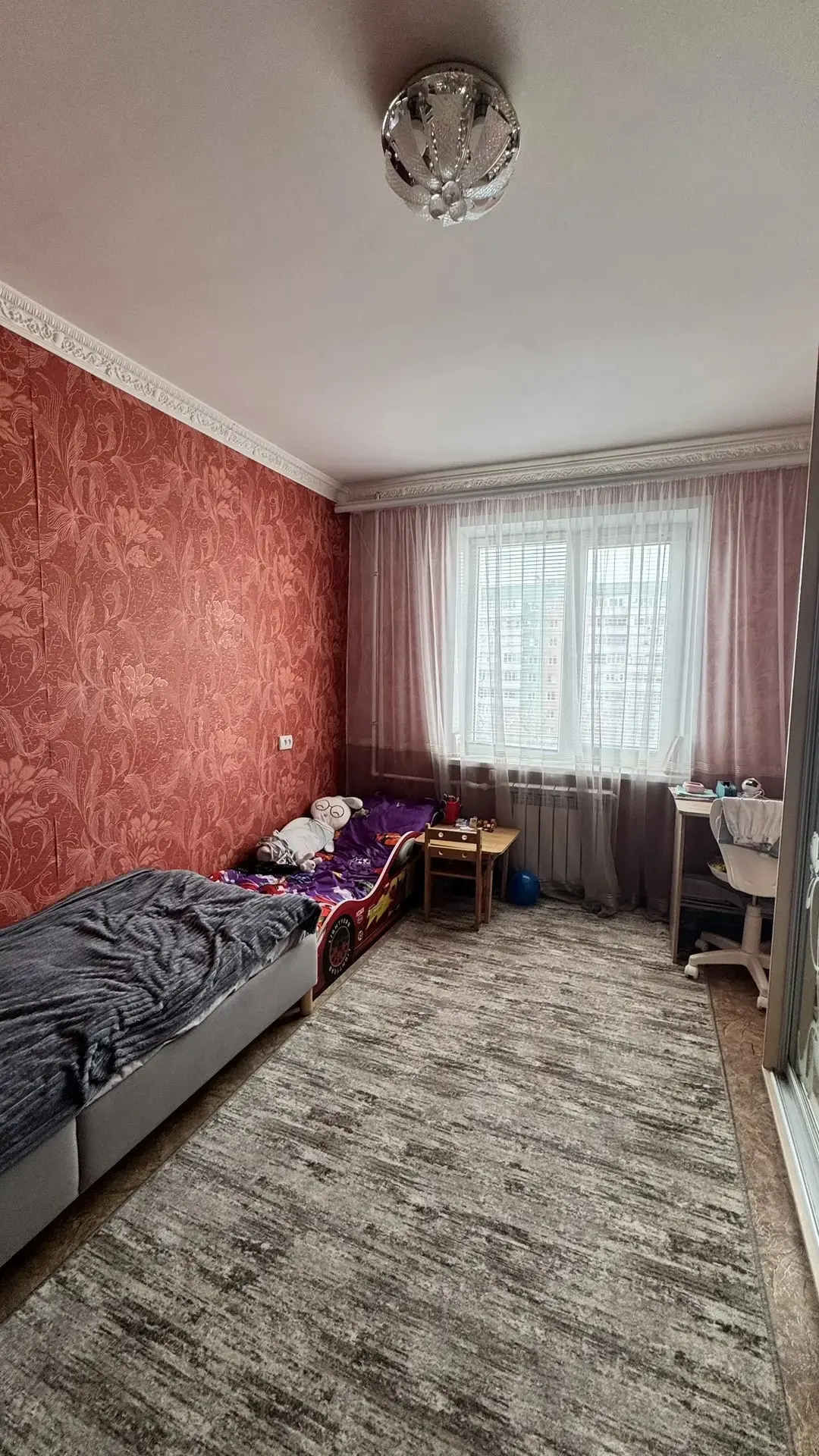 🏡 Продаётся 3‑комн. квартира в центре! 📍 Ул. 9‑й Авиадивизии, 2, 5/9 эт.  📐 59,5 м², не угловая.  ✅ 