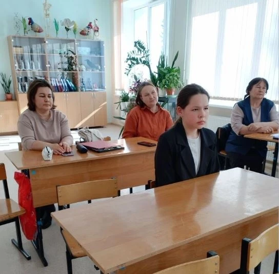 🌿 Успехи наших школьников на экологической конференции