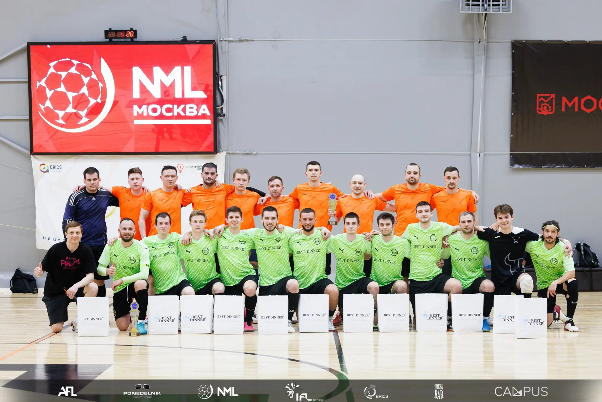 Команда Best Dinner - чемпионы Первой лиги сезона 2025/2026 по мини-футболу! 🏆⚽