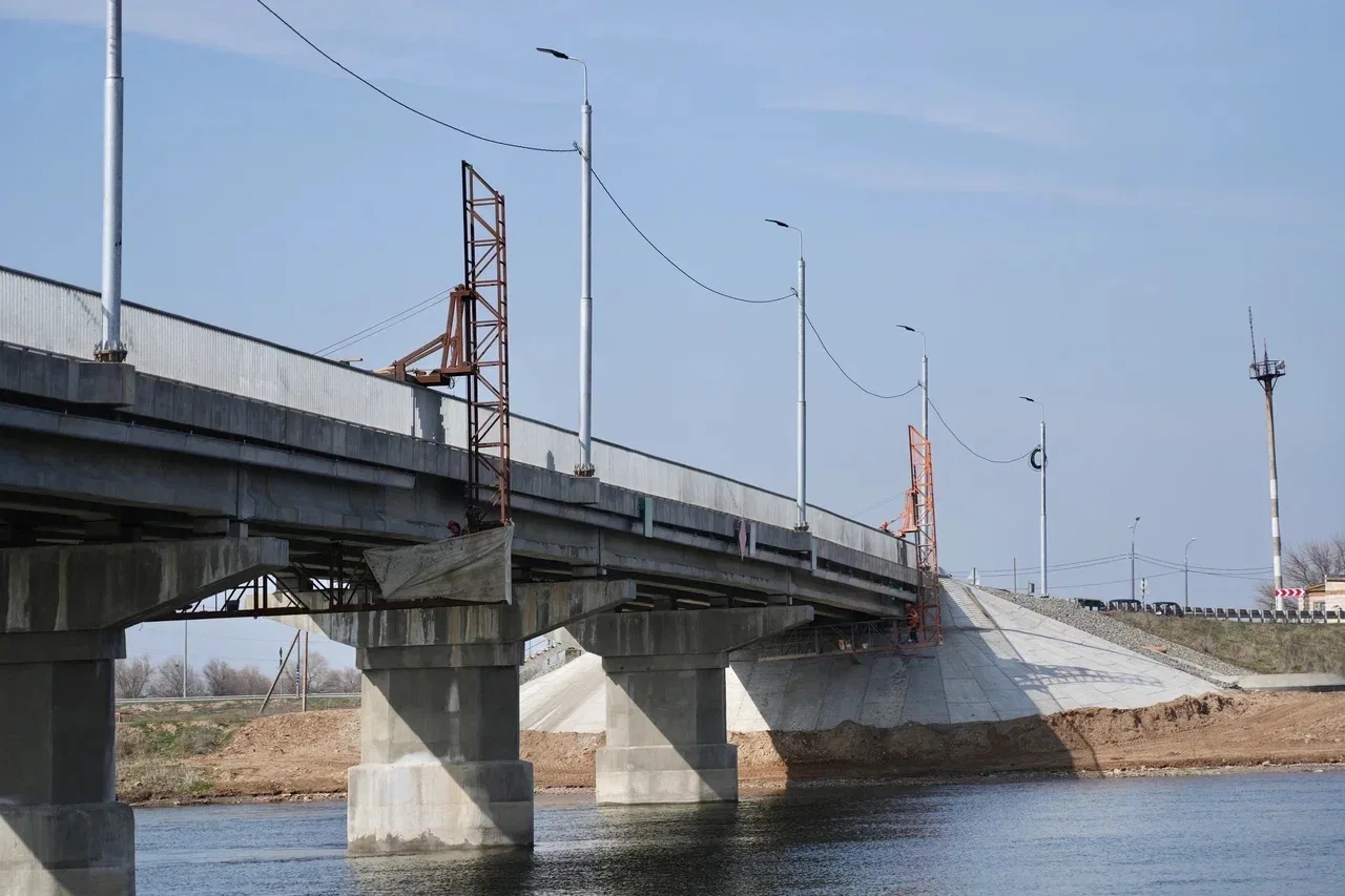 К завершению подходит капитальный ремонт моста через реку Подстёпка — единственной переправы, связыв