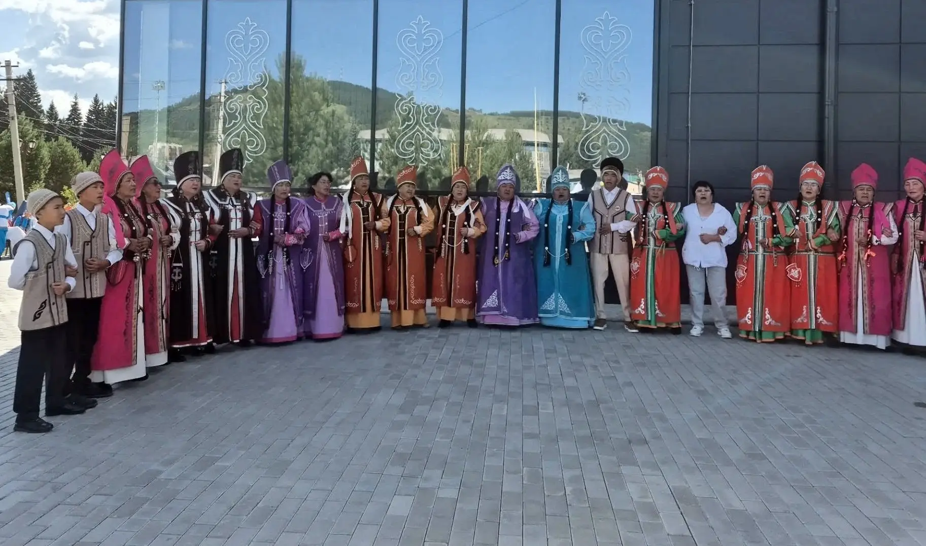 🏔️ Горно-Алтайск — центр притяжения традиций и искусства алтайского народа 

Фестиваль "Эл-Ойын" («