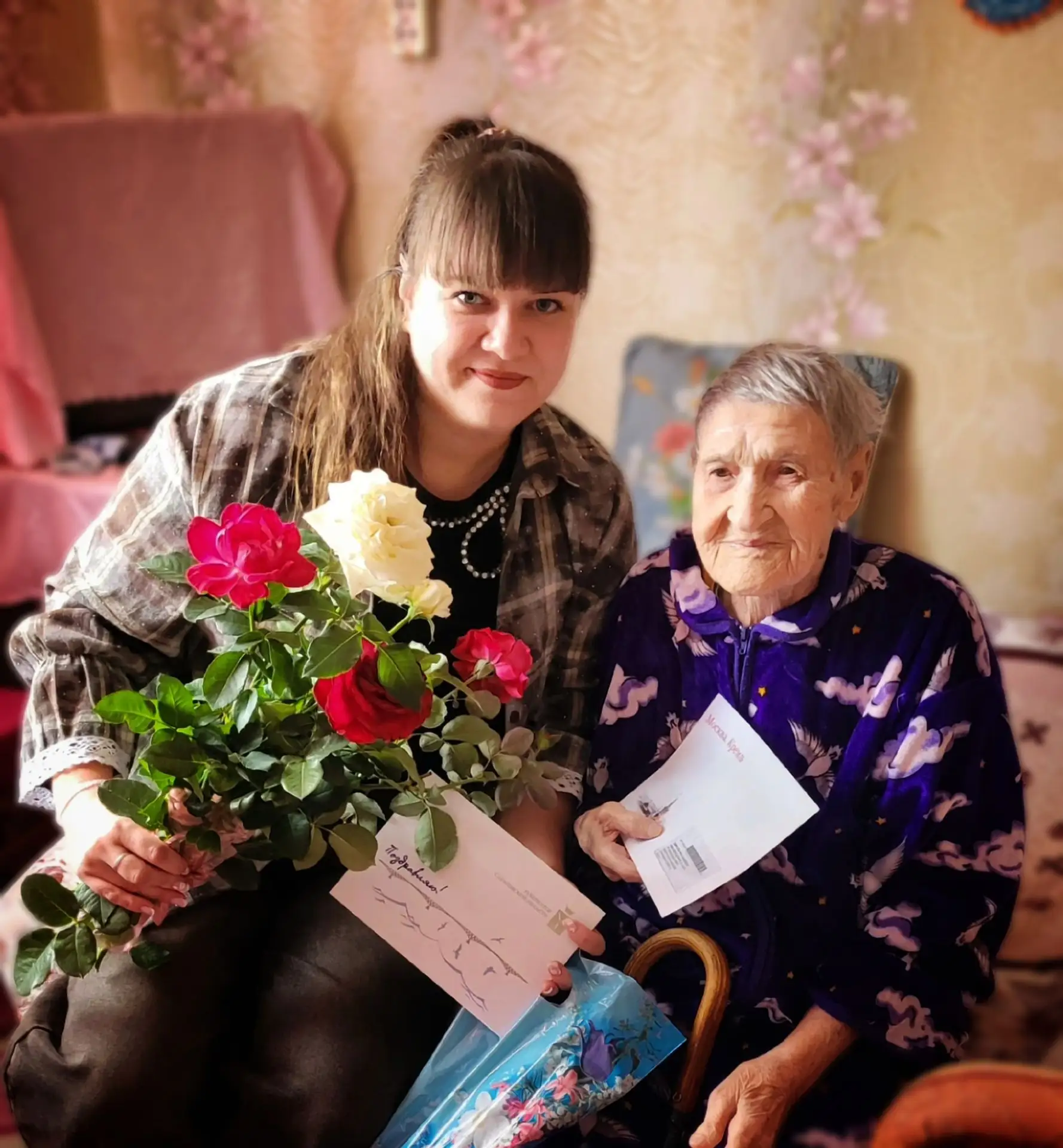 🎉 Сегодня особенный день — Нина Яковлевна Смирнова отмечает свой 98-й День рождения! 🎉
