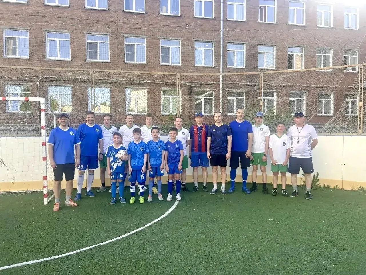 ⚽ Футбол, азарт и дружба — так проходят каникулы в «Созвездии»! 🌞