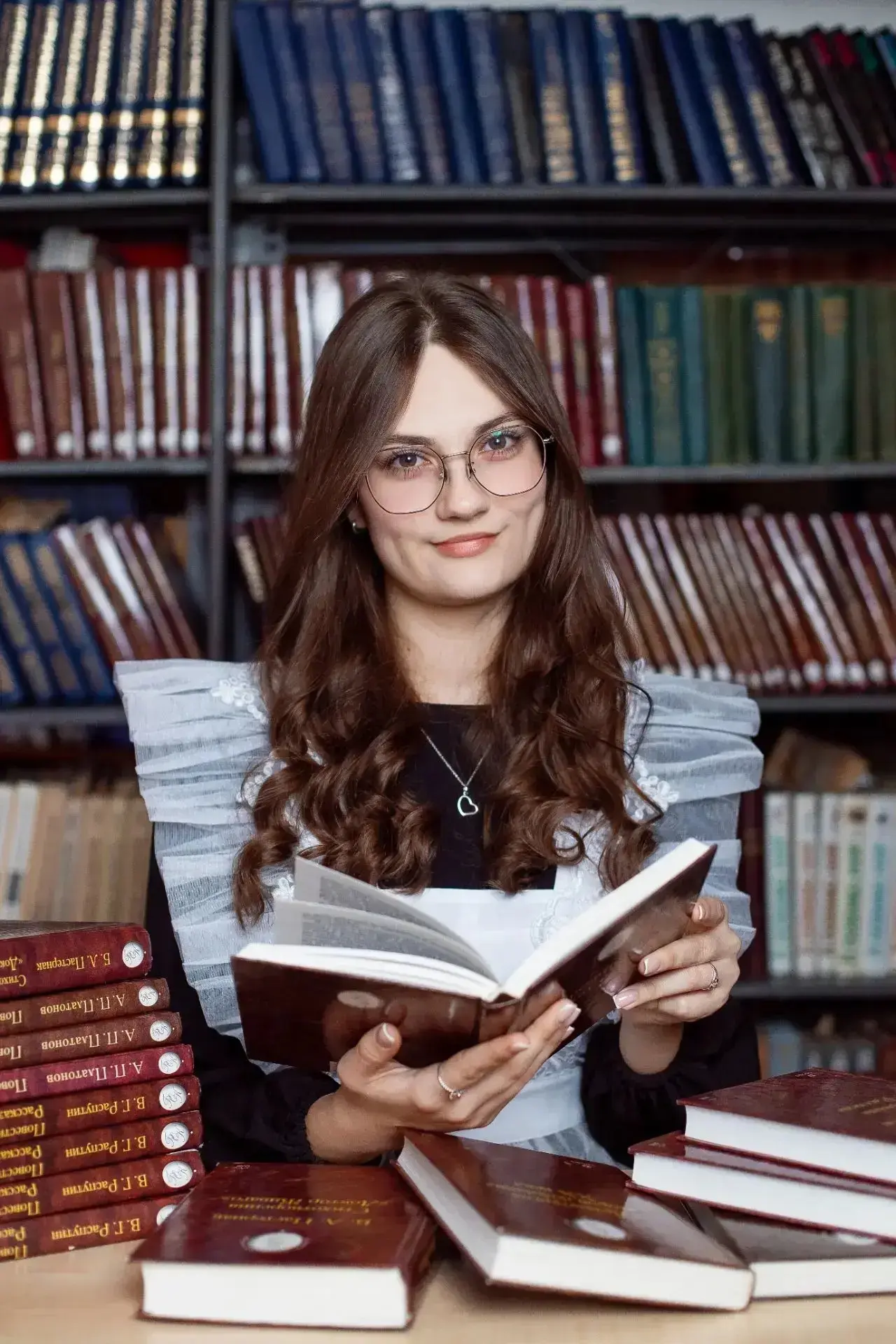 Гордость нашего района — выпускница МБОУ СОШ № 3 Жданова Ирина — набрала 100 баллов на ЕГЭ по литера