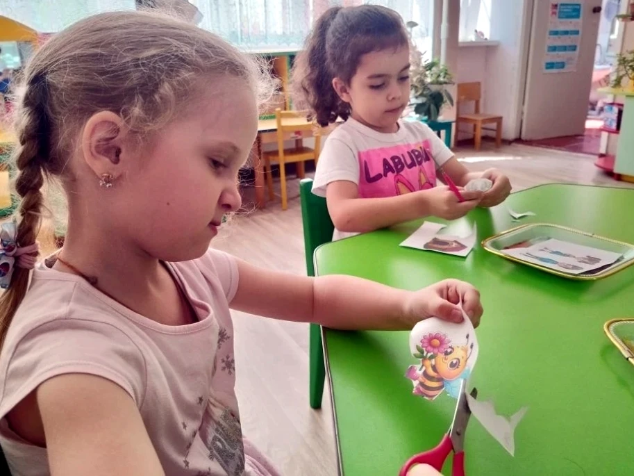 #ДАТА_В_КАЛЕНДАРЕ_
📅22 июня - День памяти и скорби. 
«Мы за мир!» 🌍🤝
 
Мир — это когда светит сол