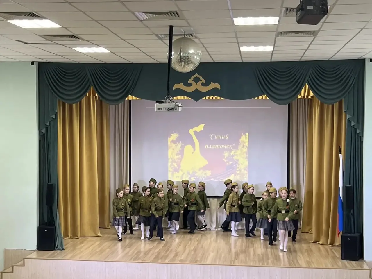 Сердце в такт с историей.   «Песни военных лет»  В преддверии великого Дня Победы в нашей гимназии п