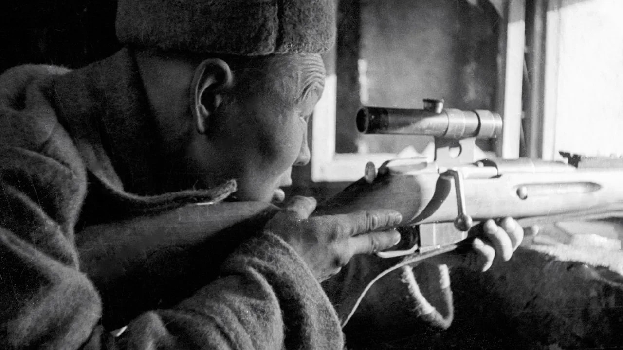 Почему советские снайперы были лучше немецких? 🎯

В списке 50 лучших снайперов Второй мировой войны