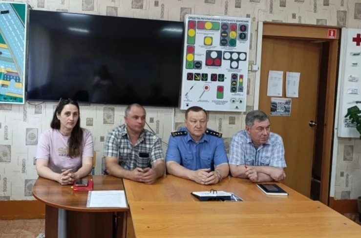 ⚡Целевое трудоустройство.

⚡В Тяжинском агропромышленном техникуме состоялась важная рабочая встреча
