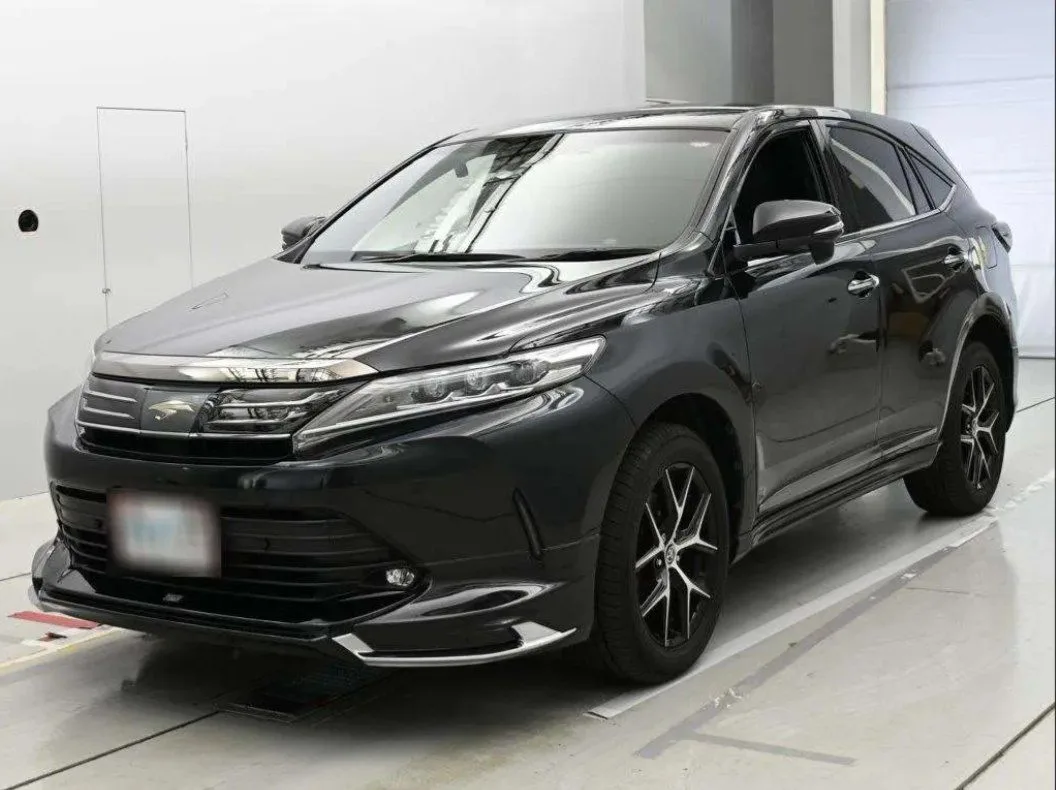 TOYOTA HARRIER 2019г