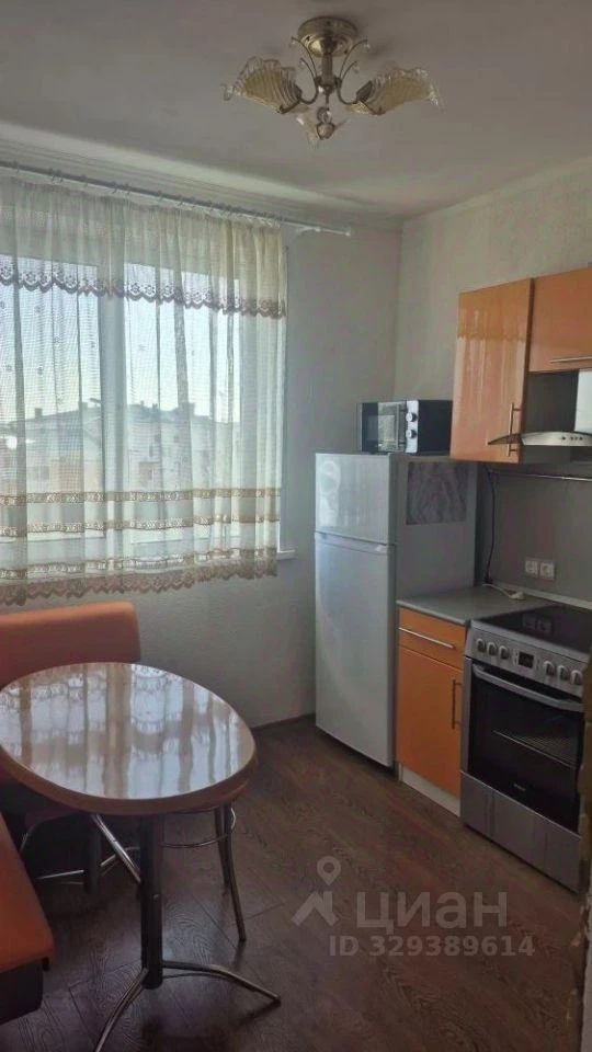 Сдам без посредников: 1-комнатная квартира, 38м²