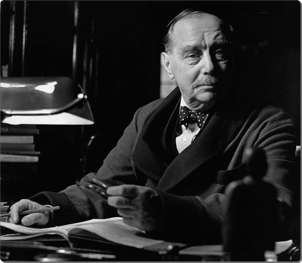 ДЕНЬ В ИСТОРИИ. 6 ОКТЯБРЯ 1920 ГОДА В КРЕМЛЕ ВЛАДИМИР ЛЕНИН ВСТРЕТИЛСЯ С ПИСАТЕЛЕМ ГЕРБ...