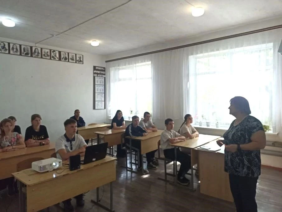 19 мая в СССР официально отмечался праздник пионерского движения. Праздник носил официа...