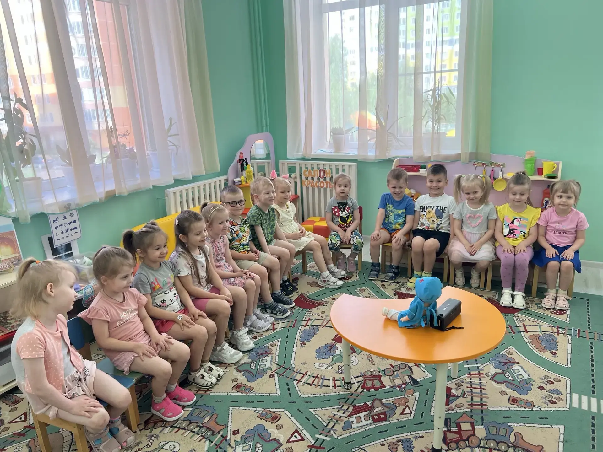 Погружение в мир профессий! ✨

В преддверии Дня медицинского работника наши воспитанники прослушали 