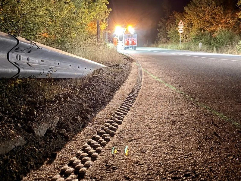🚧 На дорогах Севастополя появилась «шумовая» разметка