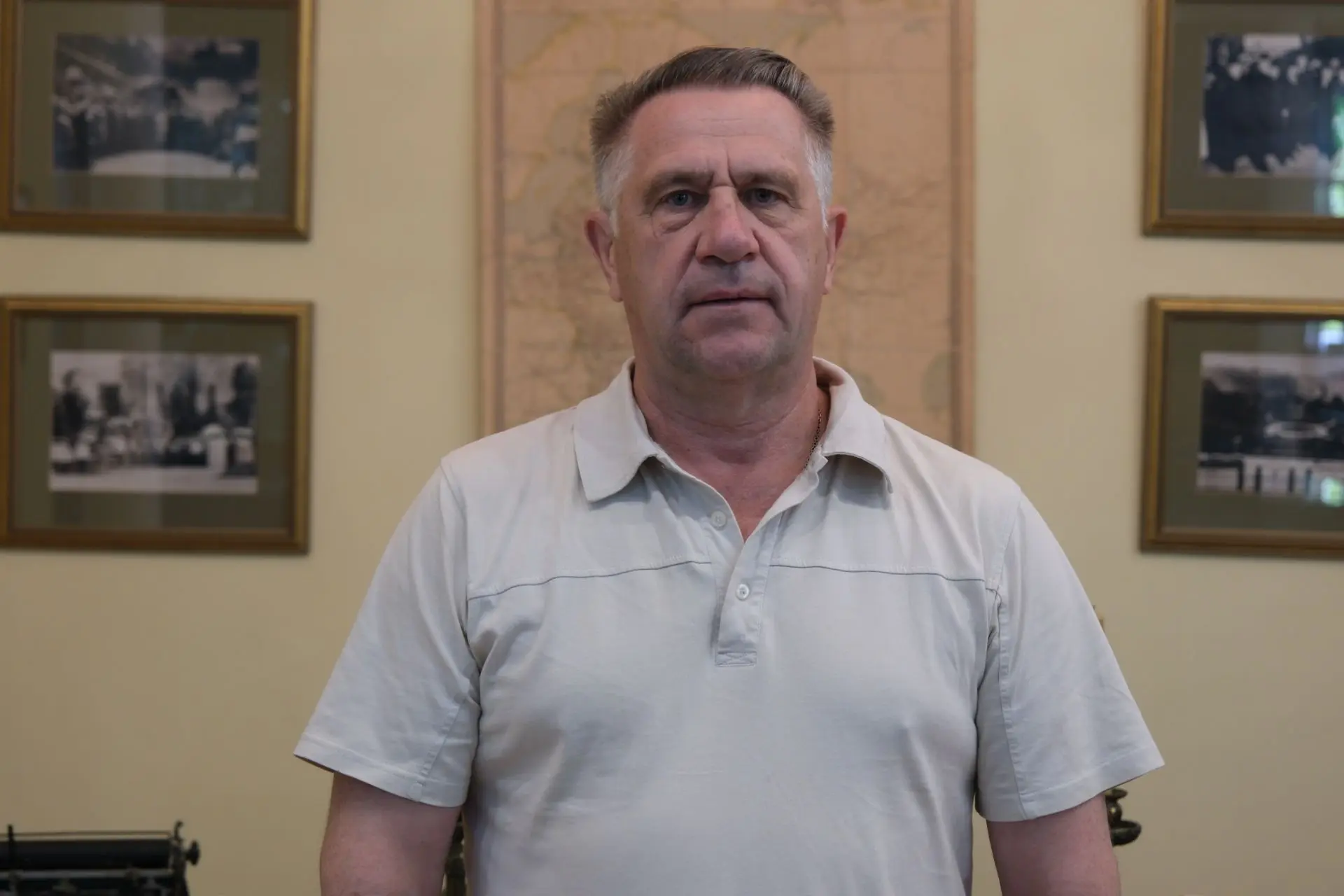Мудрость и настойчивость

На заводе никуда без специалистов, которые проверяют, можно ли судно довер