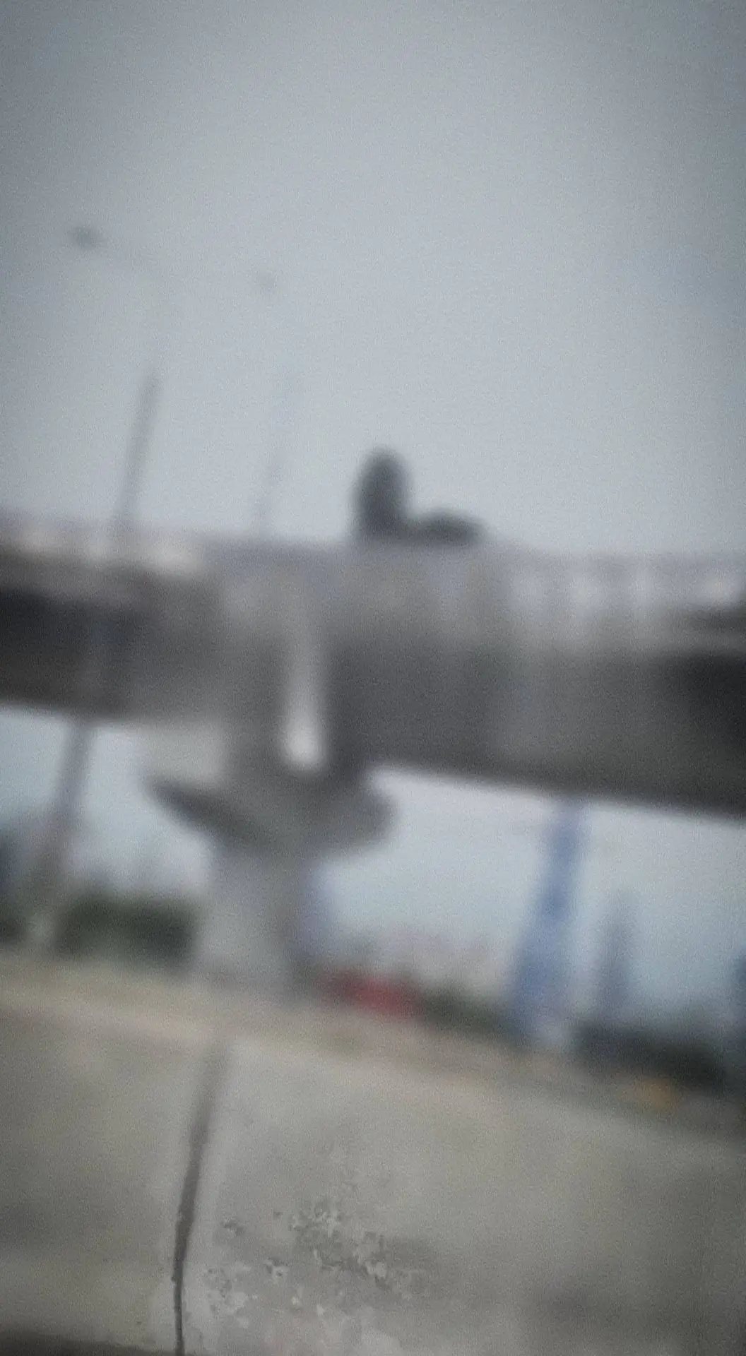 В Новой Москве задержали иностранца за съёмку военной техники.