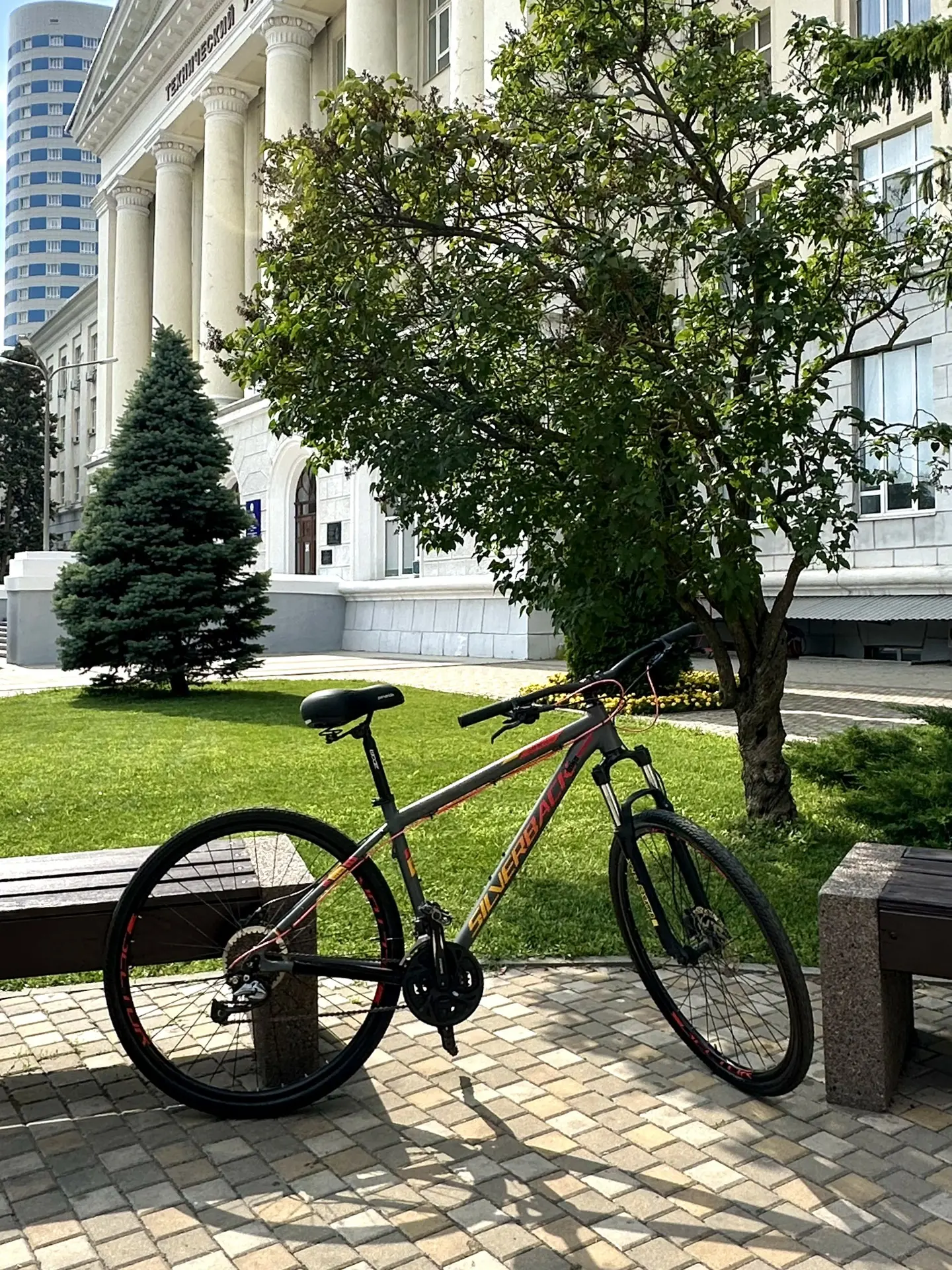 Бензина нет, а ехать надо 🚲
