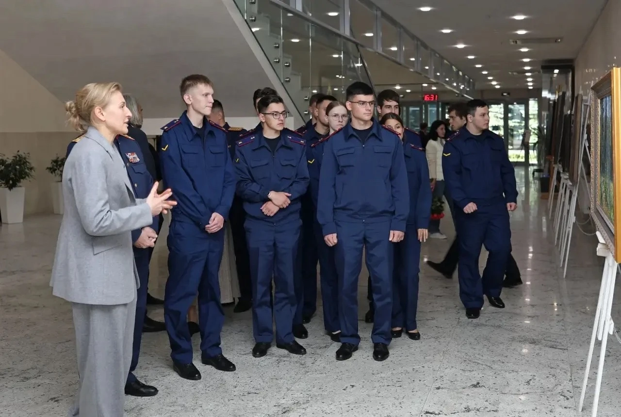 В Следственном комитете России открылась патриотическая художественная выставка