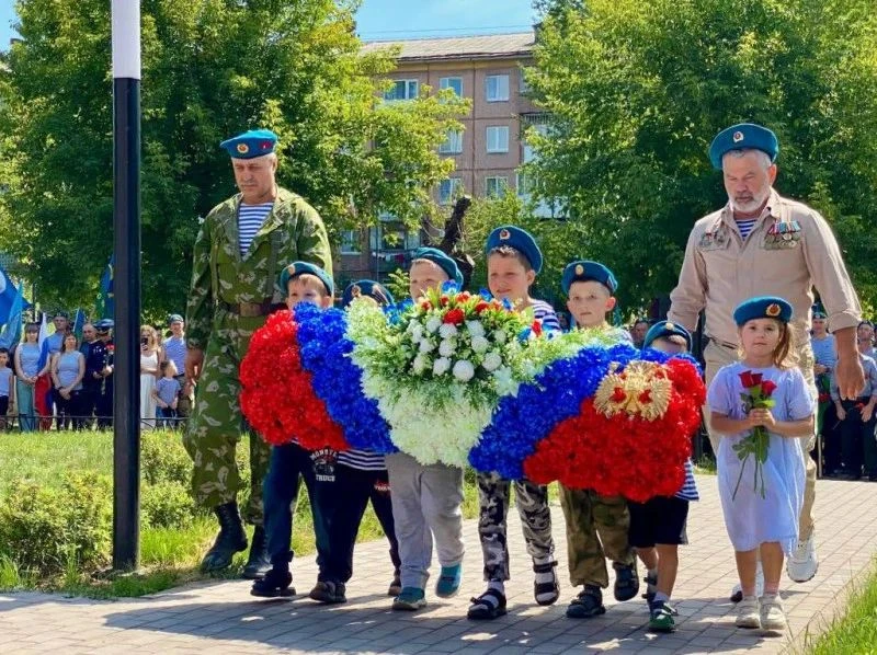 🔹Ко Дню Воздушно-десантных войск в Ангарске подготовлен ряд мероприятий

Героическая летопись крыла