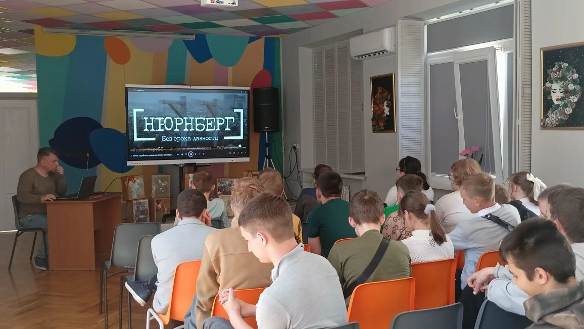 Старшеклассники нашей школы приняли участие в Общероссийской масштабной информационной ...