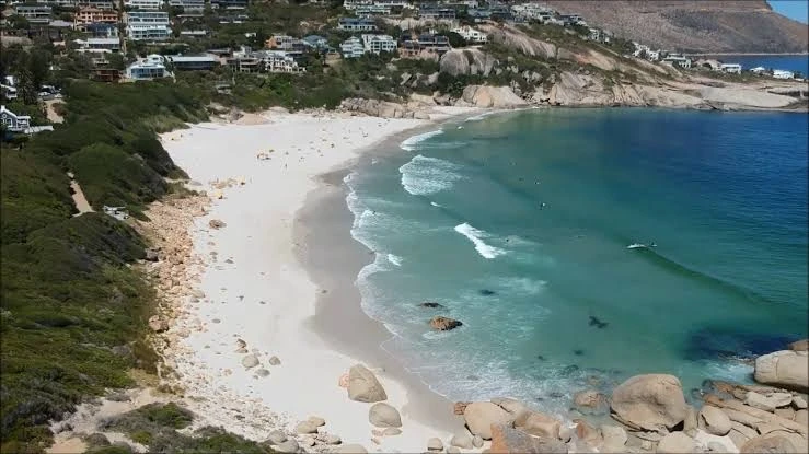🏝️Самый уединённый пляж ЮАР — Llandudno Beach