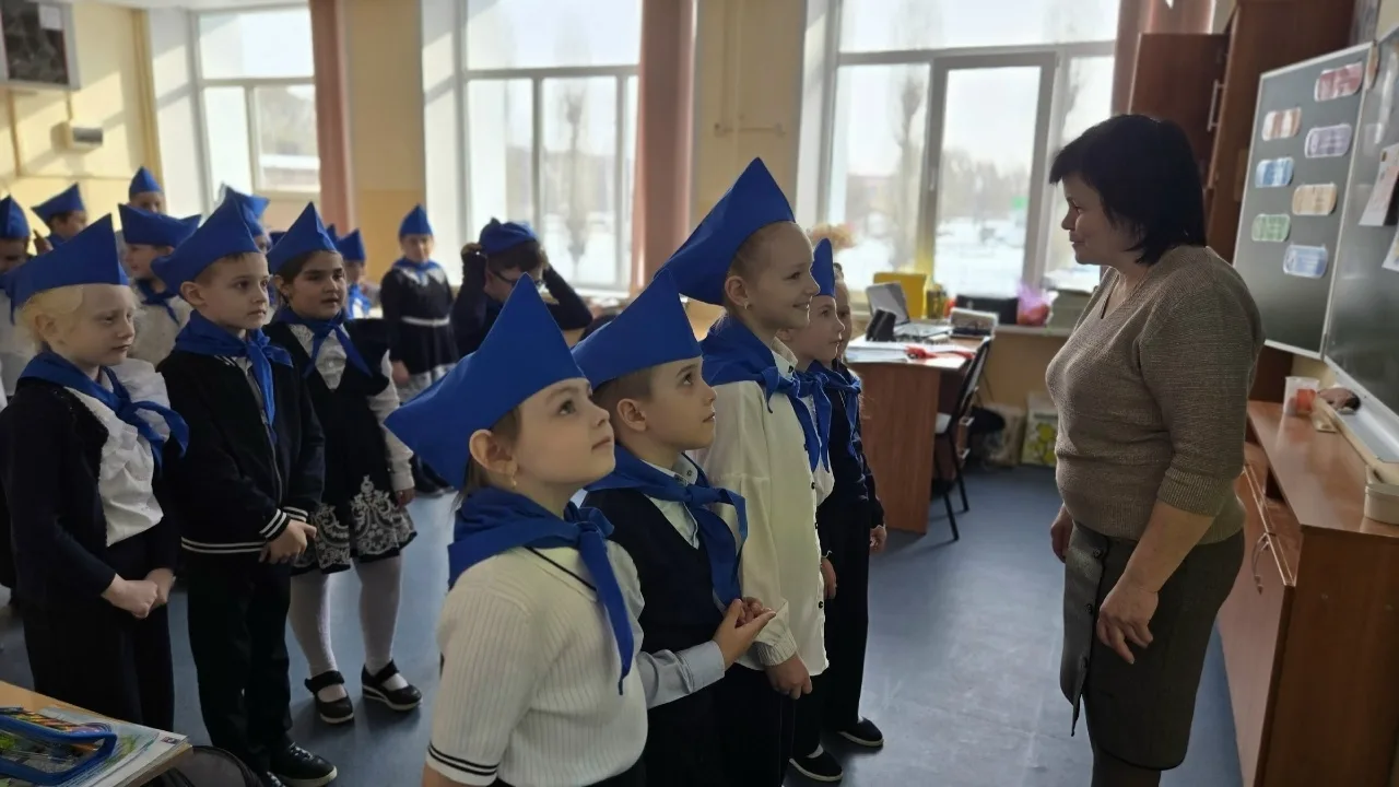 🌟 Пост: «Орлёнок‑спортсмен в 1 „А“: веселье, спорт и командный дух!» 🌟 5 марта в 1 «А» классе прошло