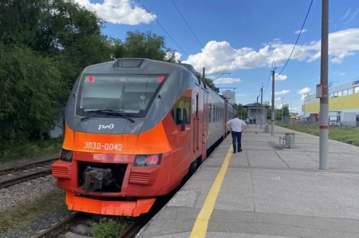 🚂 А у нас в Нижнем школьники и студенты смогут ездить в электричках за полцены