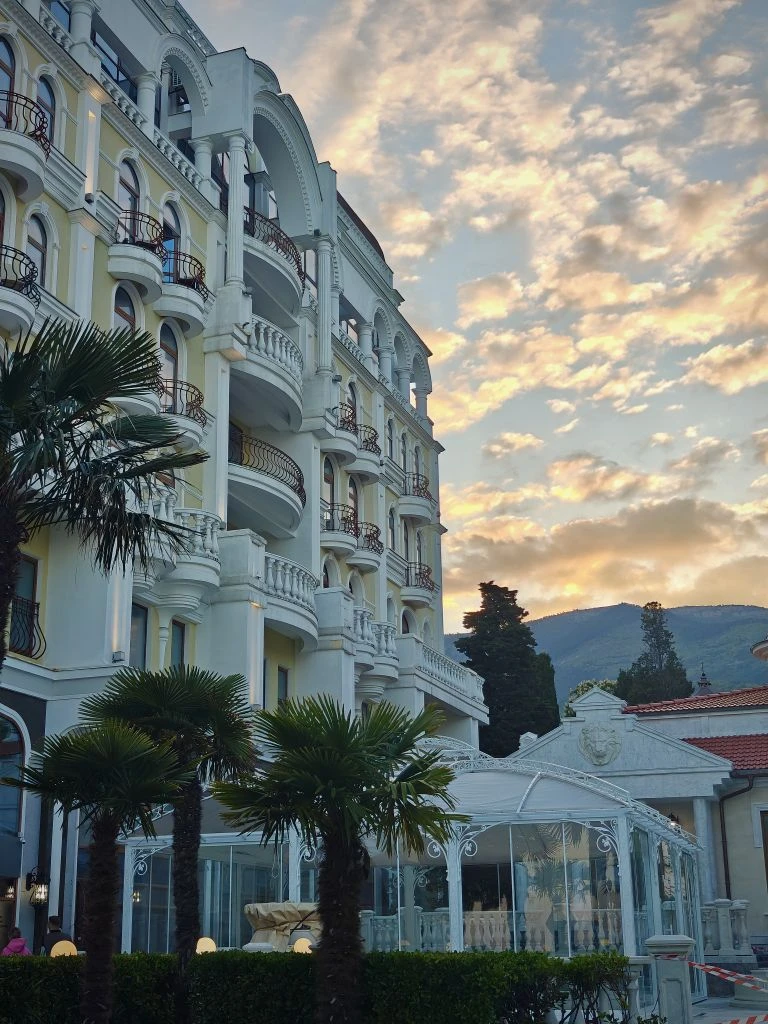 Прогулка по майской Ялте 🌊🌷