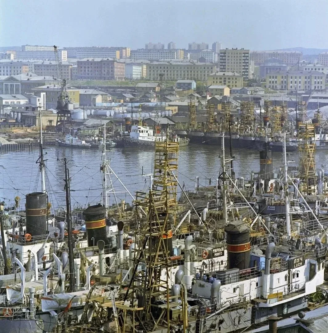 Мурманский морской рыбный порт, 1972 год.
