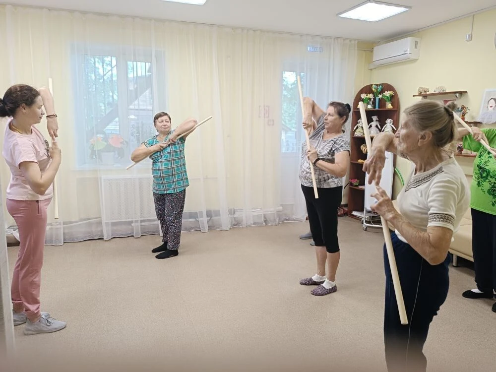 ✨Гармония в движении: упражнения для бодрости

В отделении дневного пребывания граждан пожилого возр