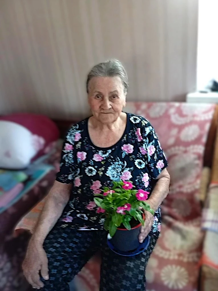🎂14 мая отмечала своё 86-летие Хома Надежда Михайловна, получатель социальных услуг ГБ...